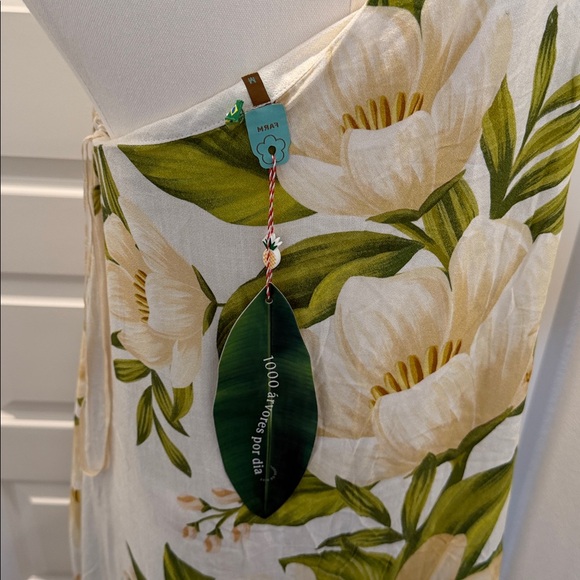 FARM Rio Floral Asymmetrical Jumpsuit Size M - Picture 9 of 10